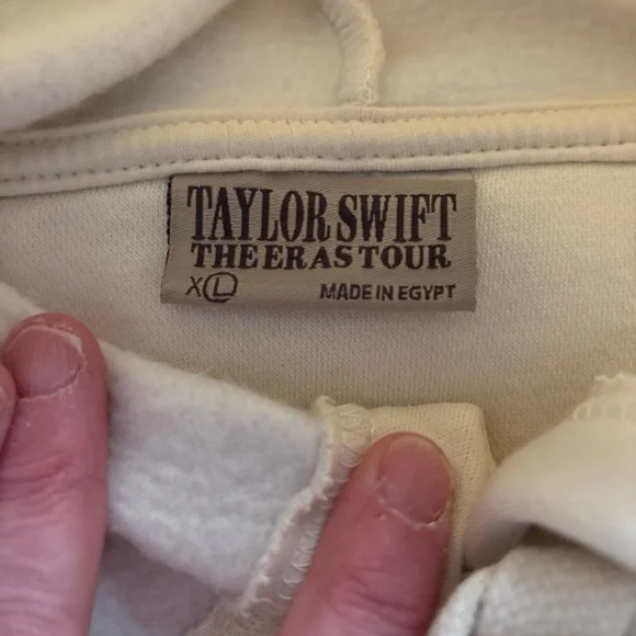 Taylor Swift The Eras Tour Cream Beige Hoodie Women Sweatshirt Size XLarge - Picture 3 of 5